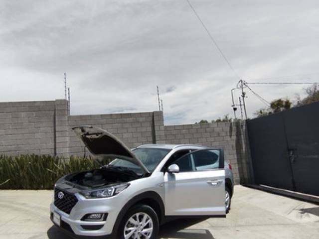 Hyundai Tucson 2.5 Gls Premium At 2020 gasolina dirección hidráulica $366.990