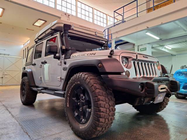 Jeep Wrangler 3.6 V6 Unlimited Call of Duty MW3 4x4 At SUV 4x4 $650.000