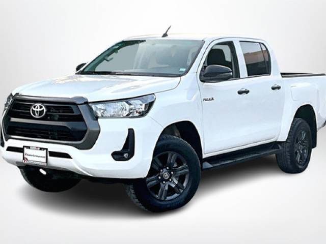 Toyota Hilux 4 PTS DOBLE CAB SR, TM5, A/AC, VE, RA-17 2022 blanco $559.000