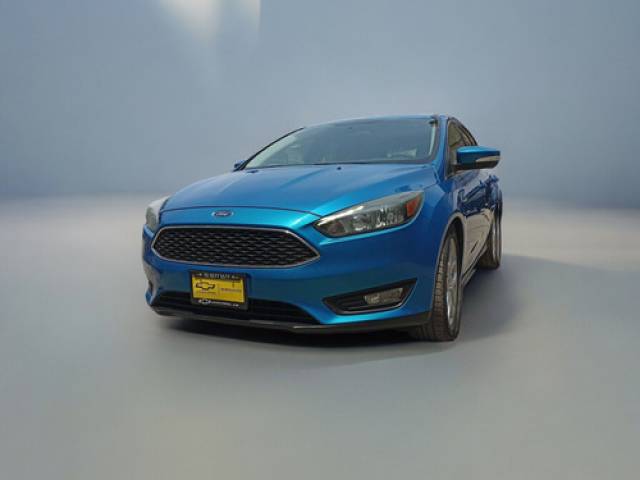 Ford Focus 2.0 HB SE At usado azul 136.339 kilómetros $173.000