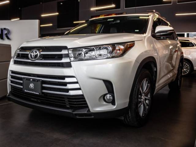 Toyota Highlander 3.5 Xle At 2017 dirección hidráulica gasolina $459.900