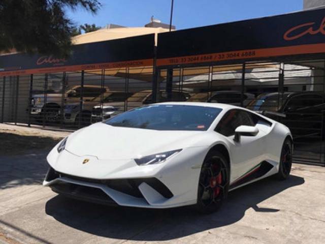 Lamborghini Huracán PERFORMANTE usado $7.500.000